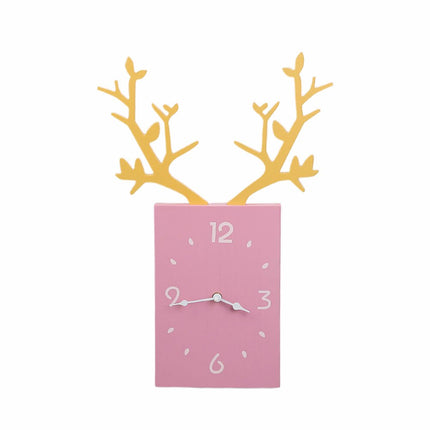 Nordisk design väggklocka med hjorthorn