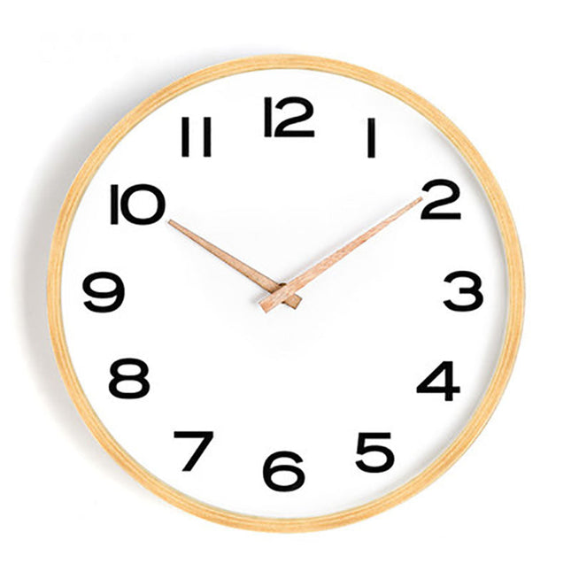 Rund Väggklocka i Ljust Trä