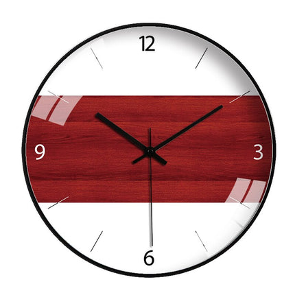 Modern väggklocka i trädesign 30 cm