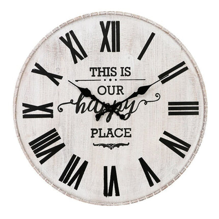 Väggklocka i trä med retrodesign