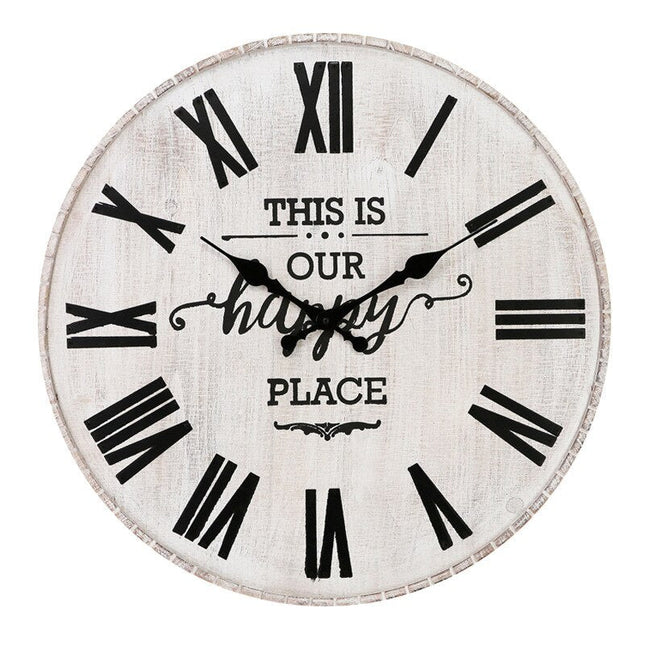 Väggklocka i trä med retrodesign