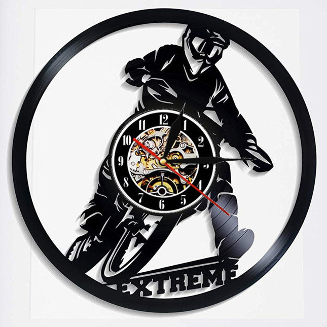 Unik väggklocka med motocross design