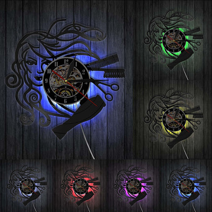 Väggklocka i vinyl för frisörsalong