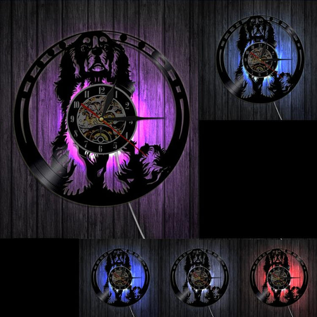 Vinylklocka med Cavalier King Charles hund