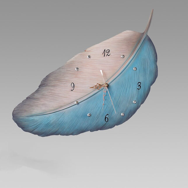 Väggklocka i Form av en Fjäder