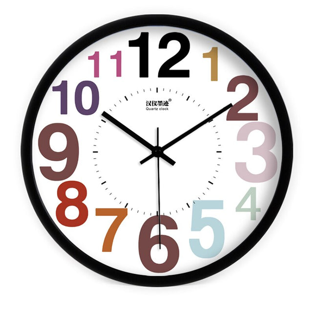 Färgglad Väggklocka med Träplankor Design