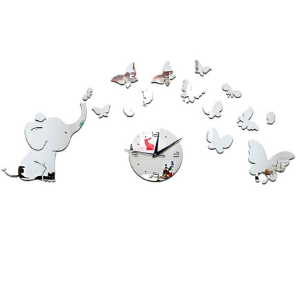 Väggklocka med klistermärken elefant och fjärilar