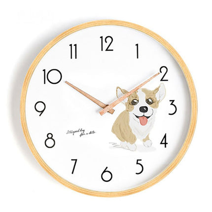 Rund Väggklocka i Ljust Trä