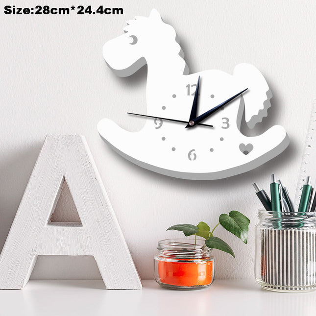 Väggklocka för barn i snögubbeform