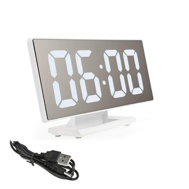 Stor digital klocka med spegel