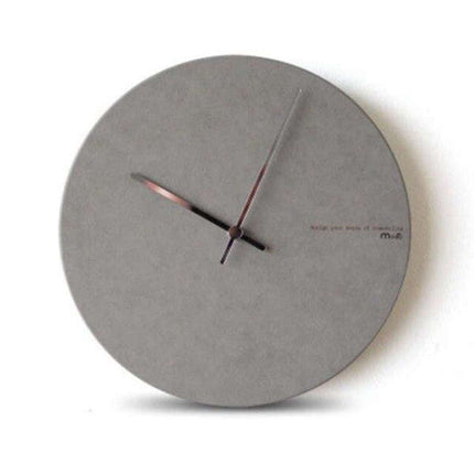 Antracitgrå väggklocka i minimalistisk design