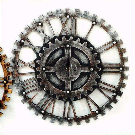 Stor industriell väggklocka med kugghjul
