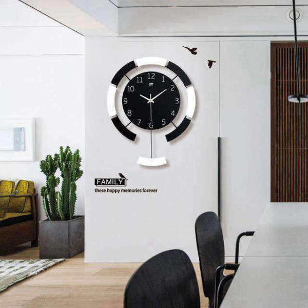 Modern design väggklocka med pendel