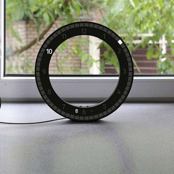 Digital LED-ringklocka med modern design