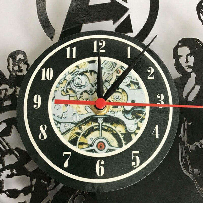 Väggklocka med Frihetsgudinnan vinyl design