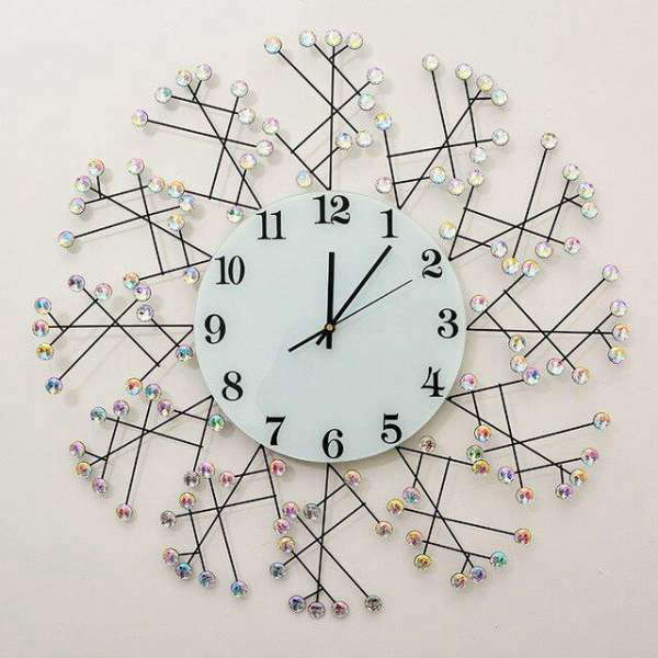 Stor modern väggklocka med kristaller