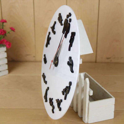 Klassisk vit väggklocka med Kamasutra