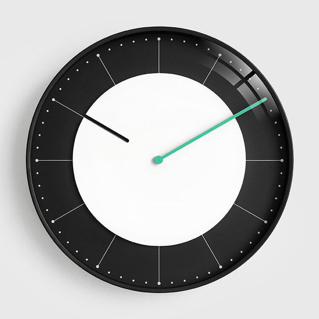 Minimalistisk väggklocka i modern design