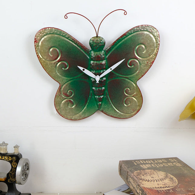 Väggklocka formad som ett lönnlöv