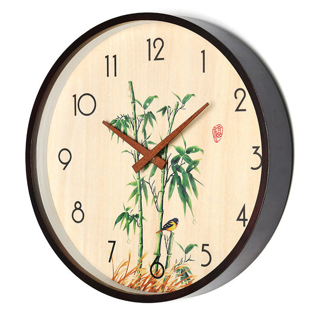 Väggklocka i trä med bambu motiv