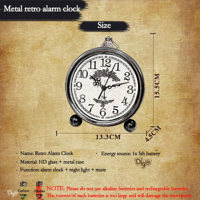 Vintage bordsklocka i guldfärgad mässing