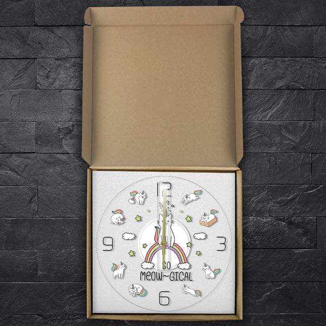 Gullig LED väggklocka med katt-enhörning