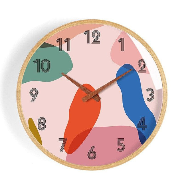Kreativ väggklocka i trä med pastellfärger