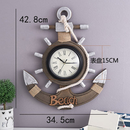 Maritim väggklocka i trä med ankare