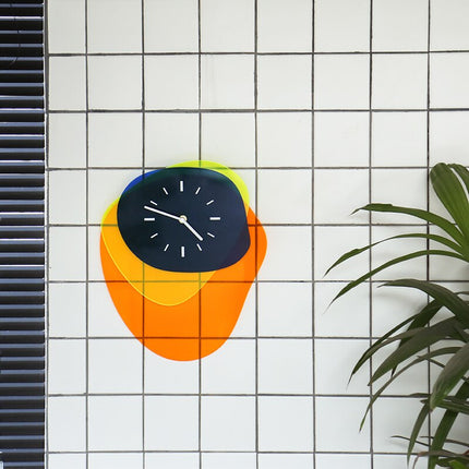 Tystgående väggklocka för barnrum design