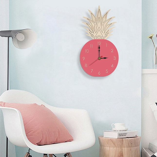 Väggklocka för barnrum med ananasdesign