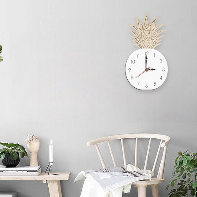 Väggklocka för barnrum med ananasdesign