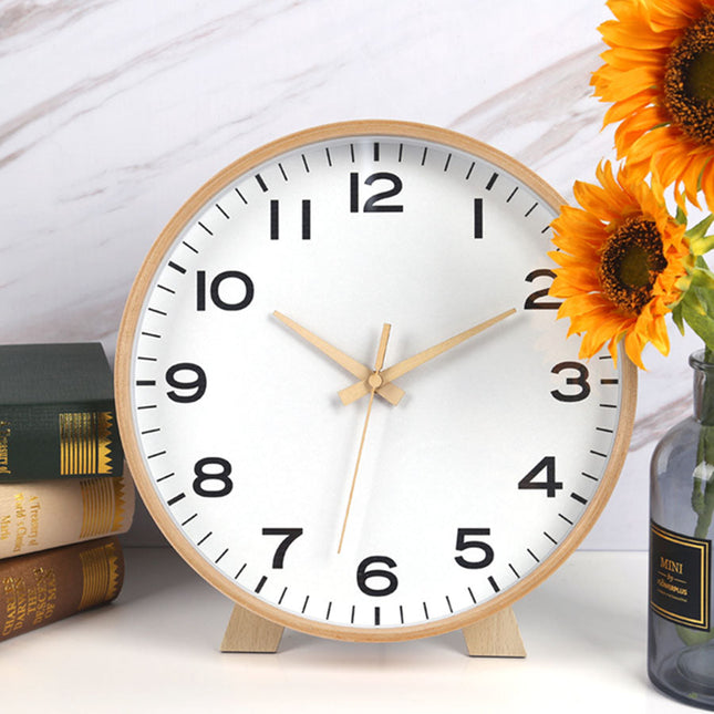 Minimalistisk rund bordsklocka i trä