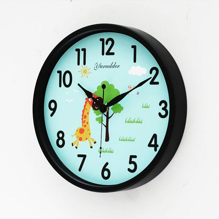 Rund väggklocka med giraff för barn