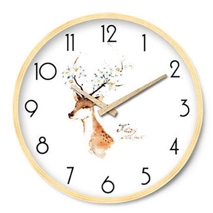 Rund Väggklocka i Ljust Trä