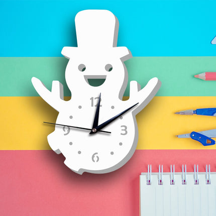 Väggklocka för barn i snögubbeform