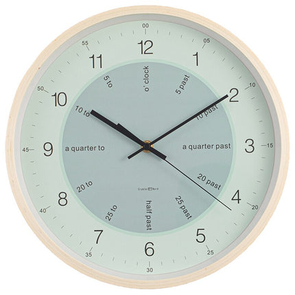 Väggklocka med Träram och Pastellurtavla