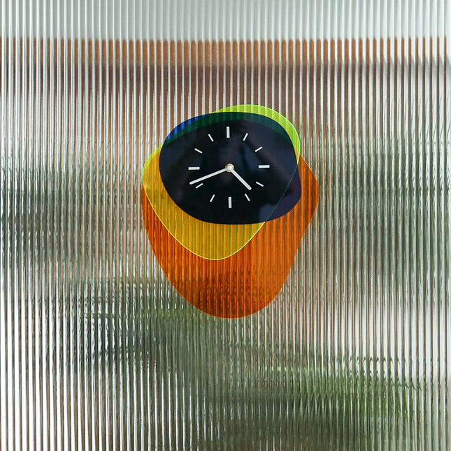 Tystgående väggklocka för barnrum design