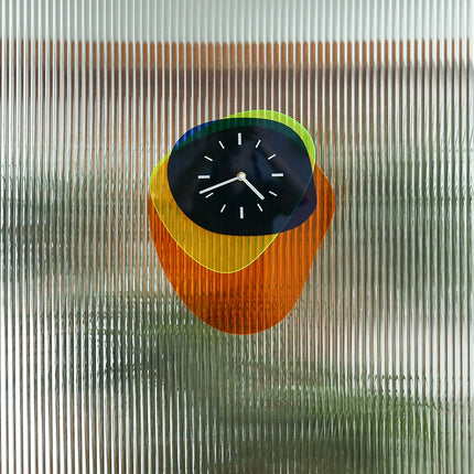 Tystgående väggklocka för barnrum design