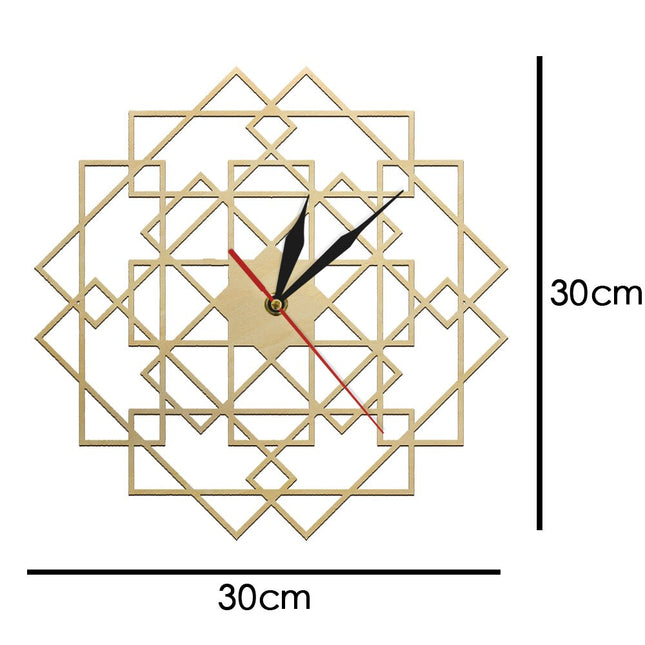 Geometrisk väggklocka i trä med mönster