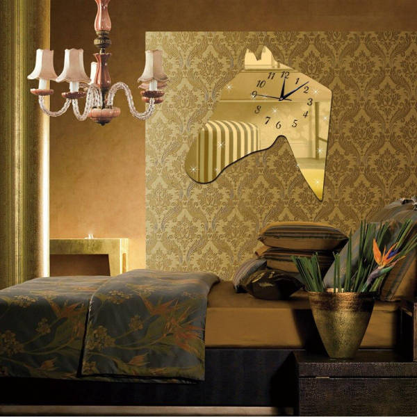 Väggklocka spegel formad som hästhuvud