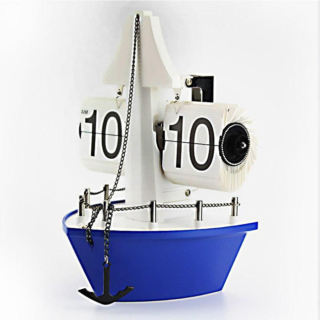 Unik flip-klocka designad som båt