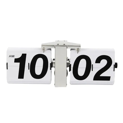 Stilren flip-klocka i metall design