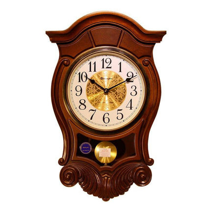 Klassiskt pendelur i trä för väggen