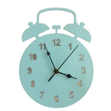 Väggklocka designad som en väckarklocka
