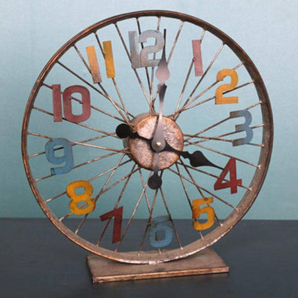 Bordsklocka designad som ett cykelhjul