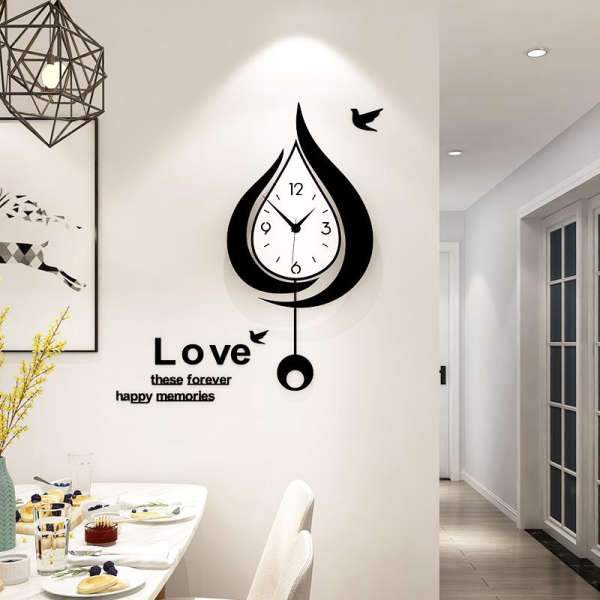 Stor droppformad väggklocka med pendel