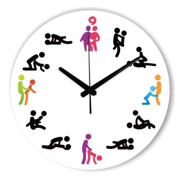 Rolig färgglad väggklocka med Kamasutra