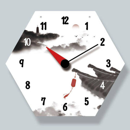 Hexagonal väggklocka med asiatisk design