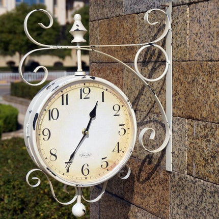 Collection image for: Väggklocka Station