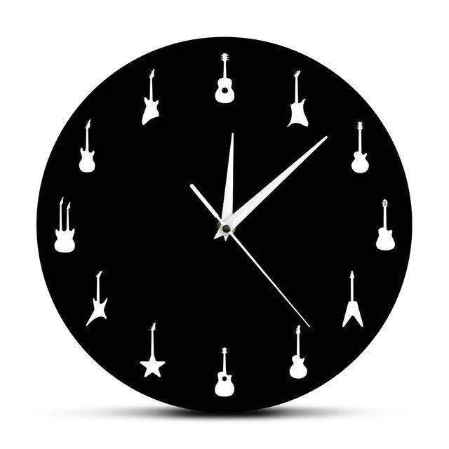 Design väggklocka med olika gitarrer